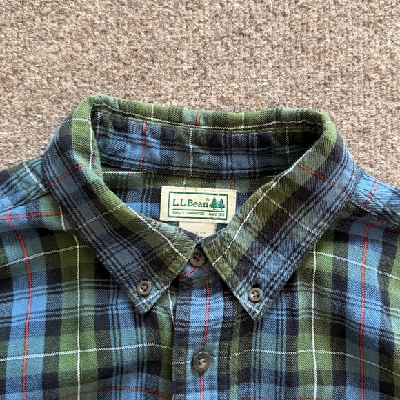 LL Bean Men’s L Casual Button Up Shirt Blue Green Plaid Long Sleeve 100% Cotton - Picture 2 of 13